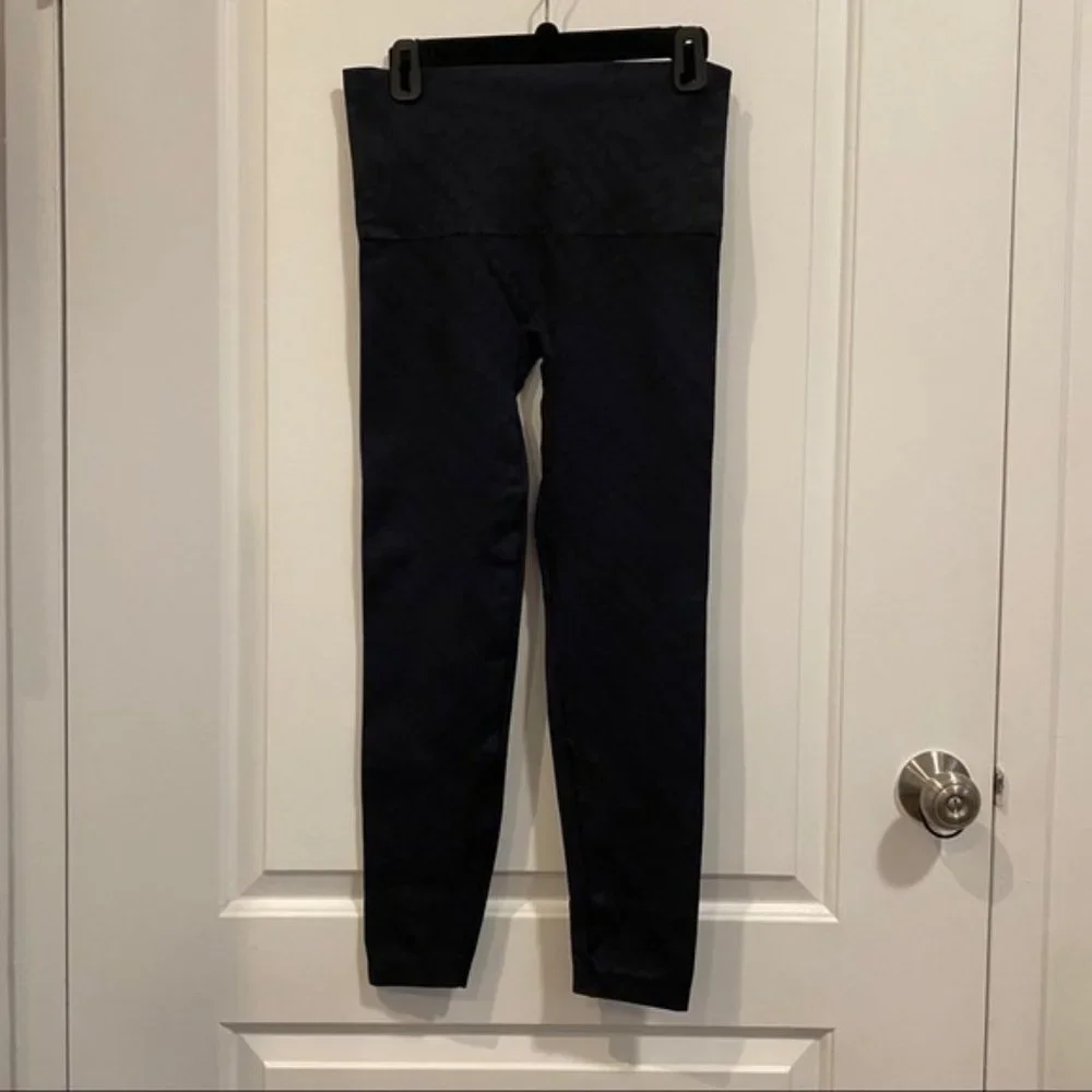 Spanx Seamless Leggings - Picture 5 of 5